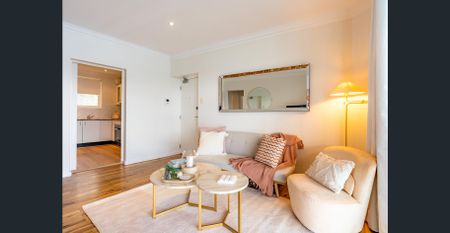 Best Harbour Views & location in Sydney! - Photo 5