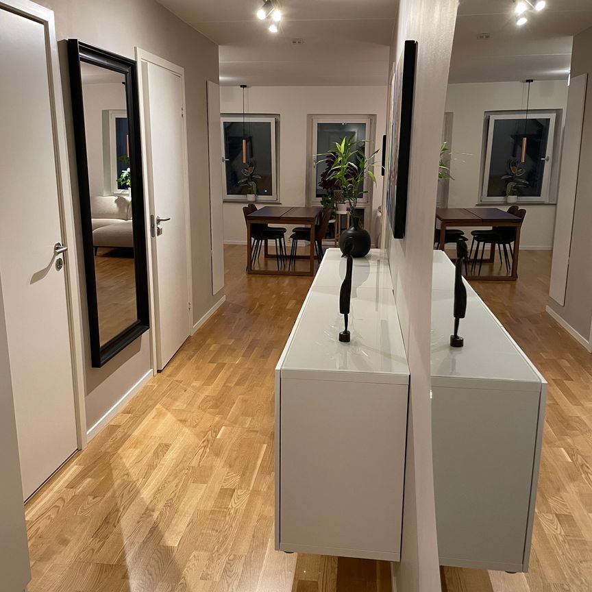 Ålgrytevägen, Skärholmen - Foto 1