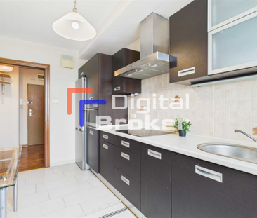 Warszawa, Praga-Południe, Al. Stanów Zjednoczonych - Photo 3