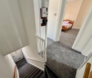 3 bedroom flat to rent - Photo 1