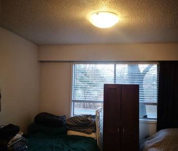 Unfurnished 1 bed, 1 bath Apartment Dentville, Squamish (Strathmore) - Photo 1