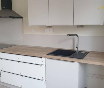 Location appartement t4 3 pièces 90 m² à Rodez (12000) - Photo 2