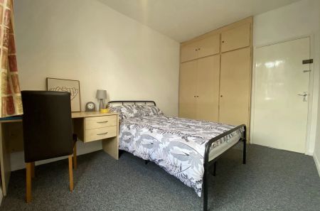 Clarendon Park Road, Clarendon Park, Leicester, LE2 - Photo 5