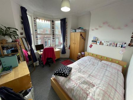 Amble Grove, Sandyford - Photo 3