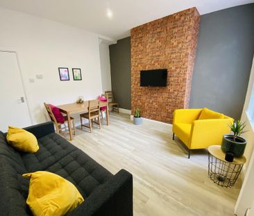 3 bedroom terraced house to rent - Photo 5