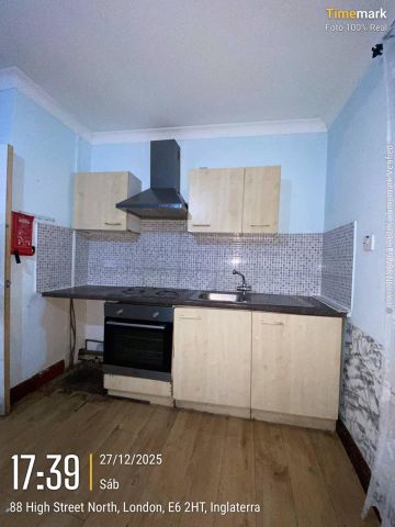 3 Bed Flat, High Street North, E6 - Photo 4