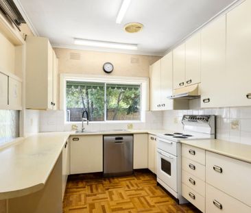 11a Third Street, Parkdale VIC 3195 - House For Rent | Domain - Photo 1