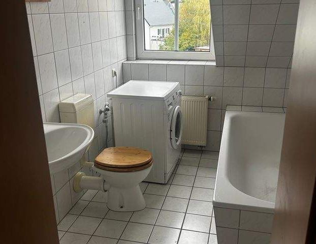 Helle 2-Raum-Dachgeschosswohnung in Chemnitz - Foto 1