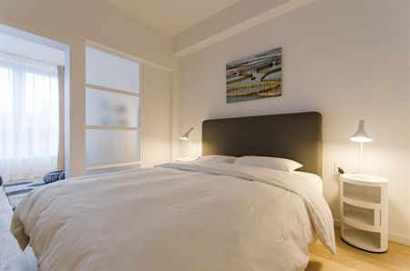 Appartement te huur in Ixelles - Photo 2
