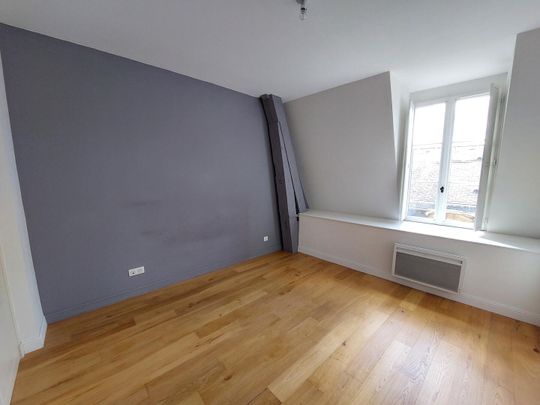 location Appartement F2 DE 56.34m² À POITIERS - Photo 1