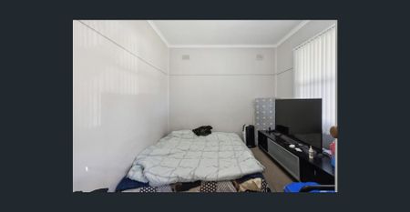 Spacious 3-Bedroom House for Rent in Elizabeth North: Ideal for Families or Professionals! - Photo 5