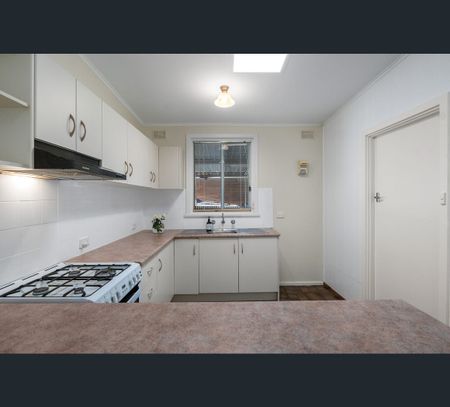 10 Bammann St, Christies Beach, SA 5165 - Photo 5