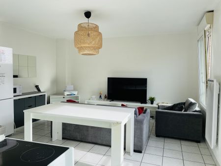 Appartement T2 - St Anne - Place de Parking - Photo 2