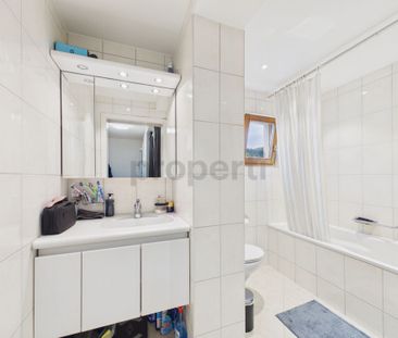 Zentrale & Ruhige Lage, Helle Räume, Gepflegte Substanz mit Wertste... - Foto 6