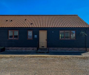 2 bedroom barn conversion to rent - Photo 4