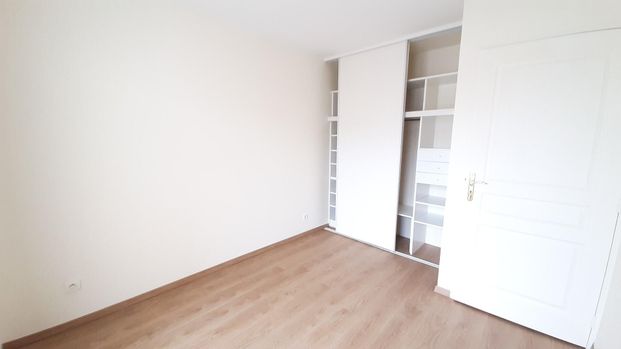 location Appartement T3 DE 70.24m² À PARIS - Photo 1