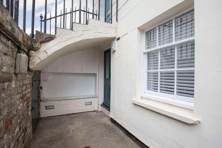 St Georges Place, Cheltenham, GL50 - Photo 5