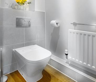 2 Bed, House - Photo 1