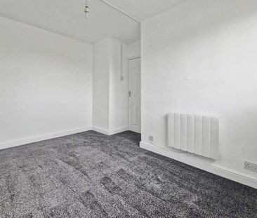 Randale Drive, BL9 - Photo 5