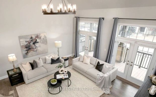 Detached Home For Lease | W9250779 - Photo 1