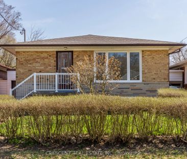 51 Black Creek Boulevard #Upper - Photo 6