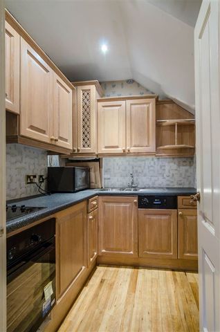 601 The Fountain Courtyard, Maynooth, County Kildare - Photo 5