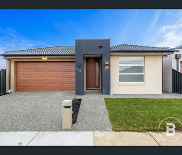 PREMIUM 4 BEDROOM HOME IN PRIME LOCATION - Photo 6