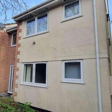 Bubwith Close, Chard, TA20 - Photo 2