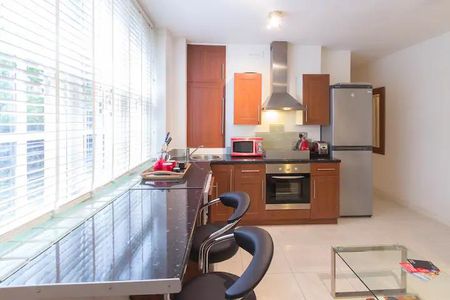 1 Bed Flat, Burleigh House, SW3 - Photo 5