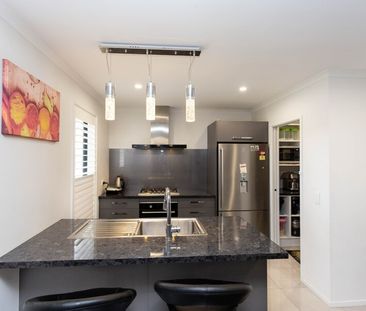 Executive 3 Bedroom Family Home in Wigram! - Photo 6