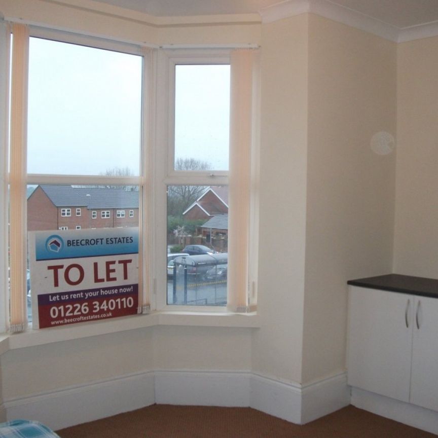 1 bed House Share - To Let - Photo 1