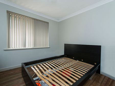 Renovated Duplex! - Photo 2