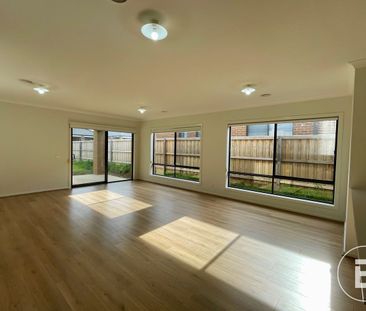 BRAND NEW FOUR BEDROOM HOME IN POPULAR BONSHAW - Photo 1