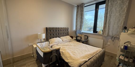 Quilters Way, Aylesbury, Stoke Mandeville - Photo 2