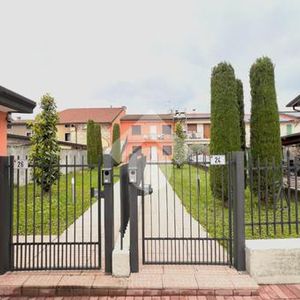 Trilocale in affitto - Photo 2