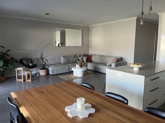 Plympton Park - Photo 1