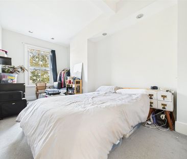 Windmill Road, Hampton Hill, TW12 - Photo 1