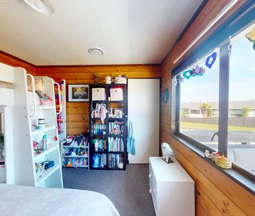 Springvale - 3 Bedrooms - Photo 5