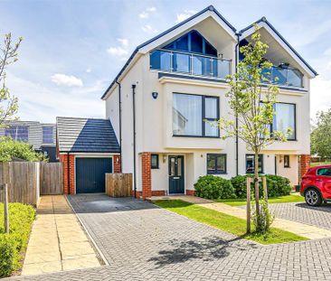 4 bedroom semi-detached house to rent - Photo 1