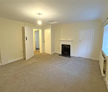 2 bedroom end of terrace house to rent - Photo 5