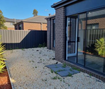 Bright, Modern and Designed for Family Living - Photo 4