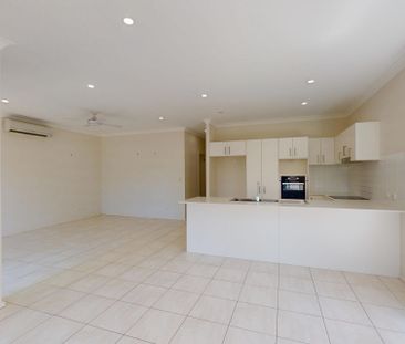 13C Wilton Drive, East Maitland NSW 2323 - Photo 3