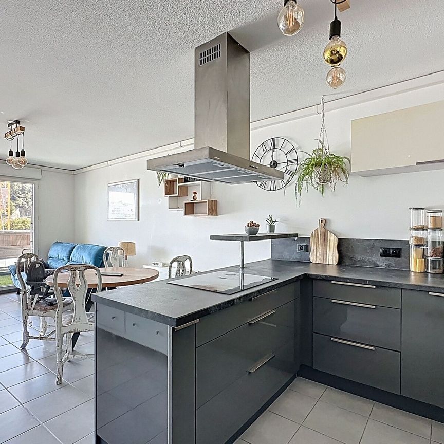 Appartement à louer 3 pièces • 69 m2 La Seyne-sur-Mer - Photo 1