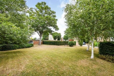Foster Court, Witham, CM8 - Photo 3