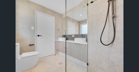 Brand New 3 Bedroom, 2 Bathroom Unit in Prime Capalaba Location - Photo 2