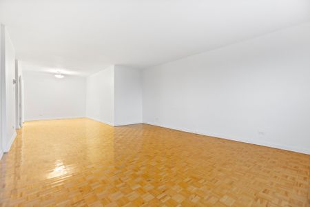 5320 Av. MacDonald, Côte-Saint-Luc, QC H3X - Photo 3