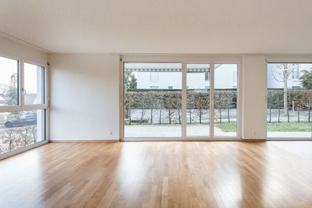 FAMILIENWOHNUNG IM GRÜNEN - Photo 5