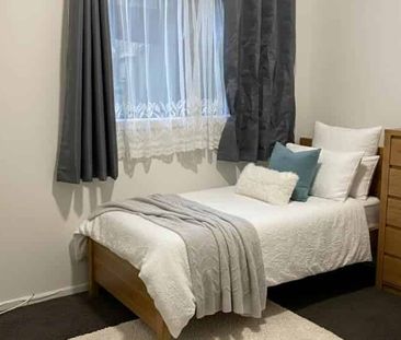 Nicely Presented Home - Mangere East - Photo 1