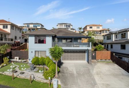 4 Bedroom family home in Totara Heights - Photo 3