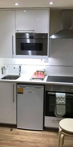 Studio Flat, High Road, NW10 - Photo 3